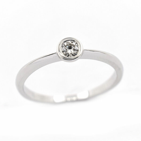 18k platinum ring with Breuning diamond 41/85128W