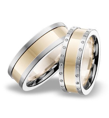 Wedding rings of 14K grass and platinum with Breuning diamonds 001430