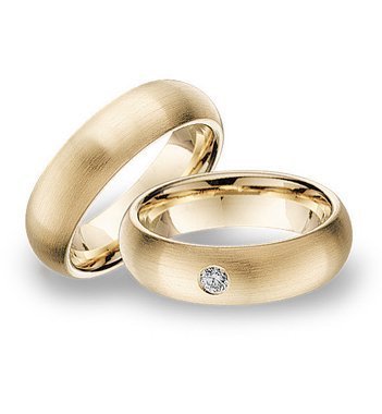 Wedding rings of 14K grass with Breuning diamonds 001850