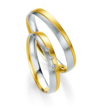 Wedding rings of 8K grass and platinum with Breuning diamonds 05641