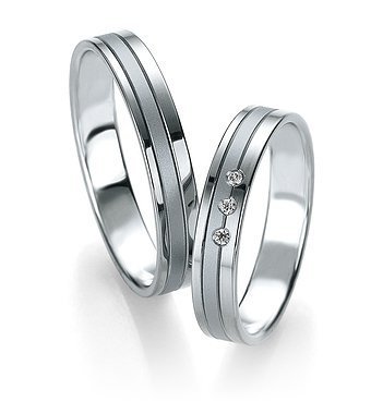 Wedding wedges of 14k white and gray gold with Breuning diamonds 05667