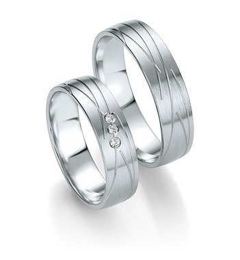 Weddings of 8K platinum with Breuning diamonds 070830