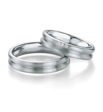 Platinum wedding rings with Breuning diamonds 090660