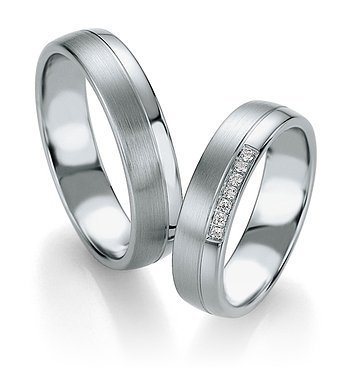 Platinum wedding rings with Breuning diamonds 090720