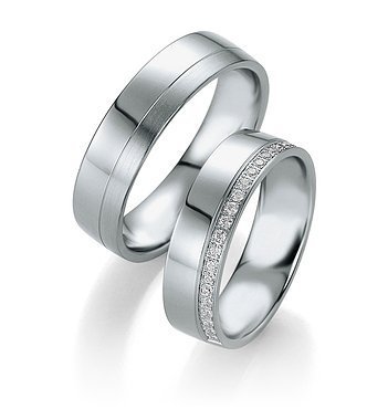 Platinum wedding rings with Breuning diamonds 090740