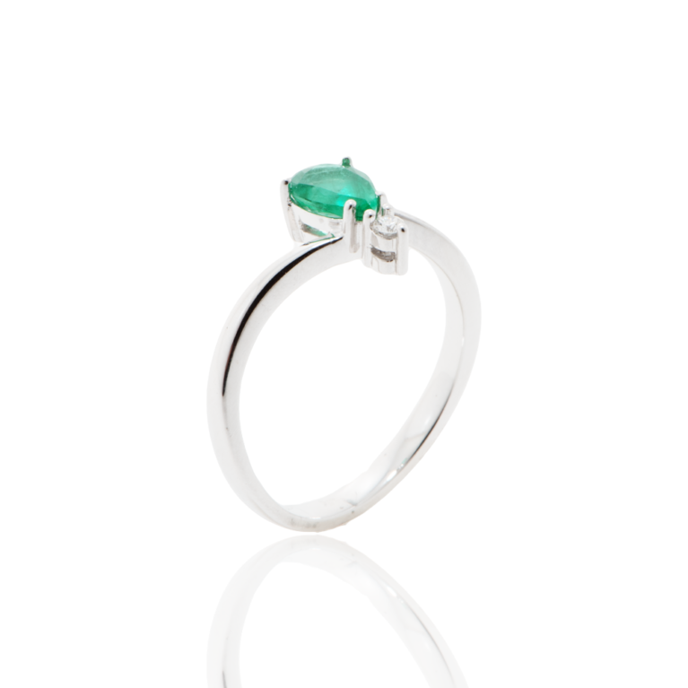 18k Plate Ring with Emerald and Diamonds 41/83600E